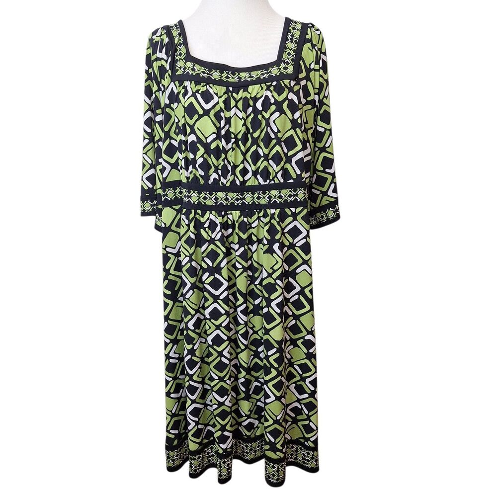 Apt‎ 9 Woman 2X Baby Doll Dress Green and Black Geometric 3/4 Sleeves Band Waist